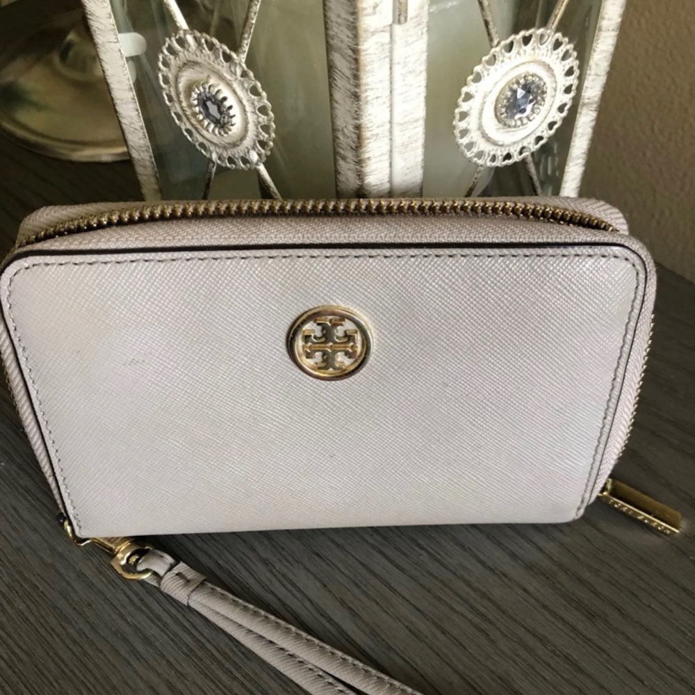 Tory Burch continental wallet